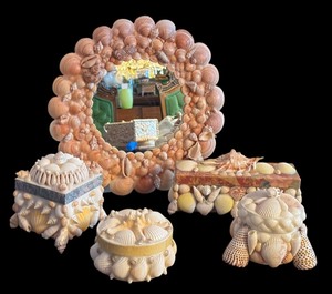 lot 39 image: Handcrafted Shell Motif Circular Mirror and Four Shell Motif Trinket Boxes  Dresser Boxes