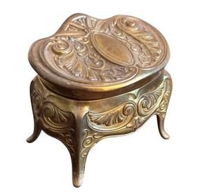 lot 50C image: Vintage Art Nouveau Design Jewelry Casket Box