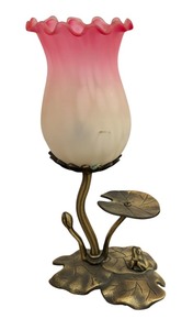lot 263 image: Petite Tulip Motif Lamp