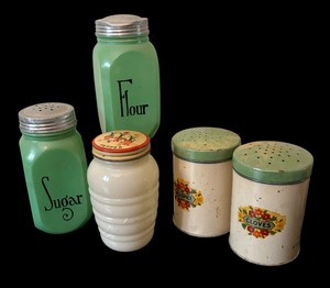 lot 567 image: Vintage Glass and Metal Kitchen Shaker Bottles