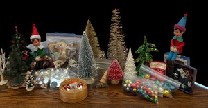 lot 329 image: Christmas Decor including Miniature Balls and More