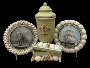 lot 452A image: Lovely Home Decor Grouping including Handcrafted Seashell Frames and a Trinket Box