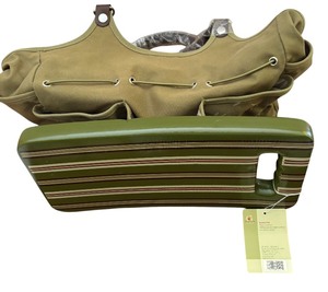 lot 459A image: Garden Tote with Knee Pad