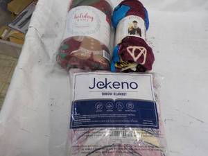 lot 22 image: 3 Throw Blankets...