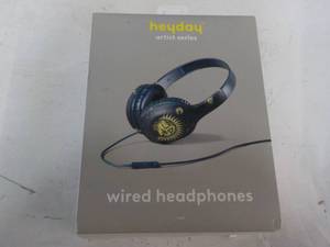 lot 40 image: HeyDay Wired Headphones...