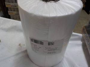 lot 43 image: Roll of 600 ct Clear 14 x 9.25 x 23...