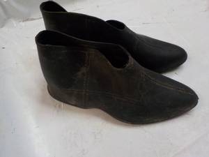 lot 93 image: Tingley size L Boot Rubbers...