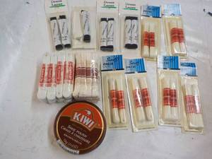 lot 99 image: Shoe Laces and Shoe Polish...