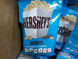 lot 225 image: 12 ct Hersheys 2.25 oz Bags Cookie...