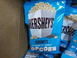 lot 226 image: 12 ct Hersheys 2.25 oz Bags Cookie...