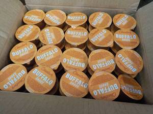 lot 270 image: 100 ct Chesters 1.5 oz Buffalo Sau...