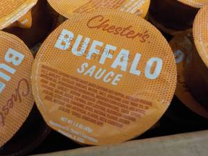 lot 271 image: 100 ct Chesters 1.5 oz Buffalo Sau...