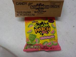 lot 282 image: 12 ct 5 oz Bags Sour Patch Kids Wat...