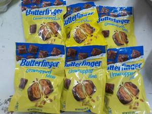 lot 328 image: 6 ct 8 oz bags Butterfinger Unwrapp...