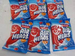 lot 332 image: 6 ct 6 oz bags Air Heads Bites - in...
