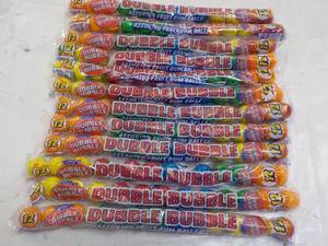 lot 345 image: Bubble Gum Balls...