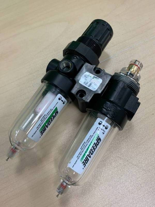 lot 89 image: Speedaire FilterRegulatorLubricator, 5 to 125 psi Mfr # 4ZM04 Zoro # G3458542