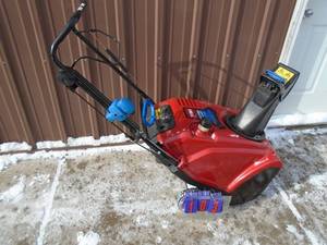 Toro 4 cycle snow thrower. Good overall condition. Tested & works. As shown.