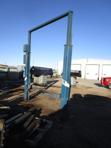 Nussbaum 7,000lb 2 Post Automotive Lift