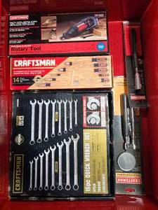 lot 15 image: Craftsman Assorted Tool Set Including 16pc Quick Wrench Set, Rotary Tool, and Screwdrivers
