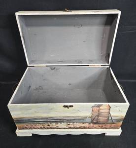 lot 39 image: Hand-Painted Countertop Nautical-Themed Wooden Storage Chest