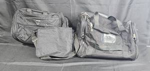 lot 54 image: Set of Samsonite and Travelpro Black Travel Bags