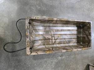 lot 176 image: Jet Sled with Camo Design and Pull Rope