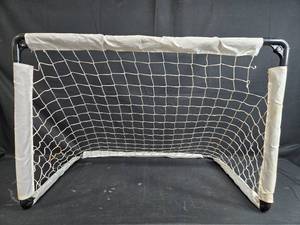 lot 178 image: Portable Soccer Rebounder Net for Training