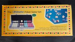 lot 194 image: The Ultimate Poker Game Set with 500 Chips and Aluminum Case