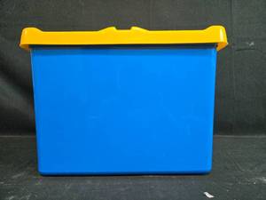 lot 195 image: Colorful Building Block Set with Storage Container