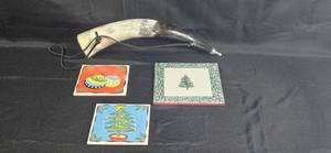 lot 98 image: Set of 3 Holiday Ceramic Trivets and Decorative Horn