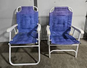lot 223 image: Pair of Blue Folding Beach Chairs with Armrests