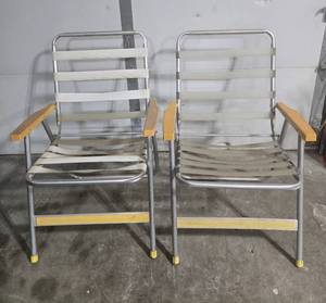 lot 240 image: Set of 5 Vintage Metal and Woven Outdoor Chairs