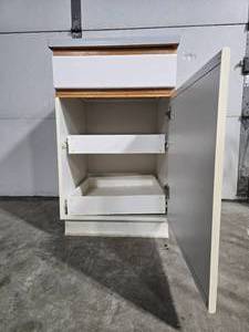 lot 241 image: Kitchen Cabinet with Pull-Out Shelves