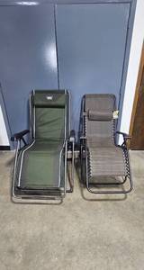 lot 266 image: Set of 2 Outdoor Reclining Zero Gravity Chairs with 250 lbs Weight Limit