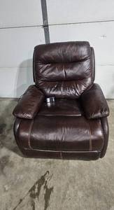 lot 278 image: Brown Leather Recliner Chair with Power Recline