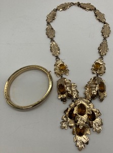 Napier Gold Foil and Amber Stones Necklace
