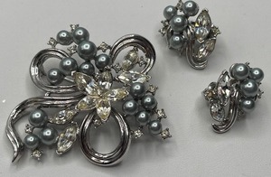 Crown Trifari Brooch and Clip Earring Set Smokey Pearl and Rhinestones