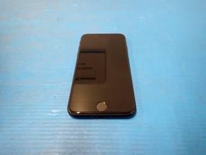 lot 18 image: Apple&nbspiPhone SE (2020) A2275  64GB of storage  Cellular Carrier Unlocked  Includes Charging Cable  Scratches on screen