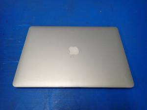 lot 56 image: Apple&nbspMacBookPro11,2 A1398 &nbspINTEL CORE I7-4960HQ 2.6 Ghz  16GB DDR3 SDRAM  500GB SSD  15.4 screen with 2880 x 1800 Resolution  Includes IOS and power adapter &nbspseveral dents along front edge, scratches and wear in retina display