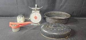lot 23 image: Vintage Kitchenware Set with Enamel Roaster, Scale, and Grinder untested