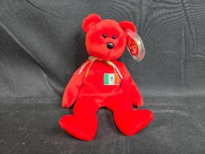lot 77 image: 1999 Ty Beanie Babies Osito Bear with Mexican Flag