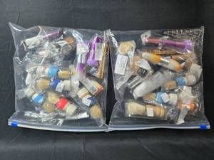 lot 82 image: Lot of Assorted Cosmetic Brushes and Applicators