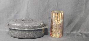 lot 104 image: Small Roast Pan & Etched Glass Vase