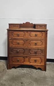 lot 119 image: Antique Victorian Walnut Step Back Dresser with Glovebox Drawers