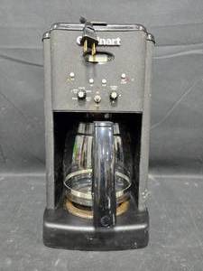 lot 276 image: Used Cuisinart Coffee Maker with Glass Carafe - untested