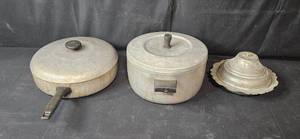 lot 30A image: Set of 3 Vintage Metal Cookware Pots with Lids
