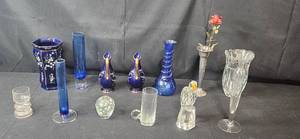 lot 407 image: Assorted Collection of Vintage Blue and Clear Decorative Glassware with Parrot Figurine