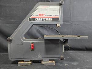lot 459 image: Craftsman 10 Band Saw - Model 113.244513 - untested