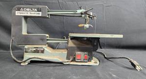 lot 457 image: Delta 2-Speed 16 Scroll Saw Model 40-560 - untested